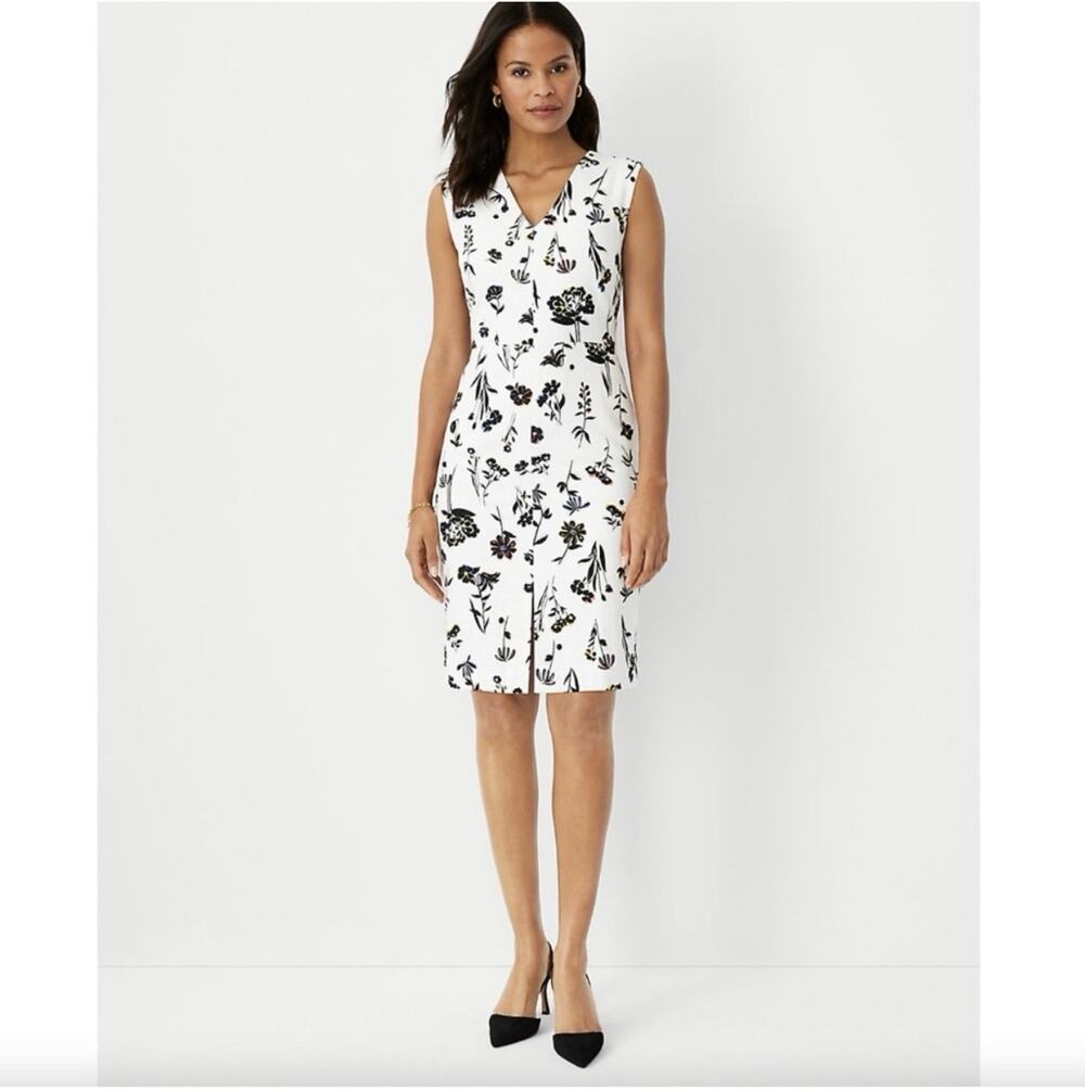 Ann Taylor Black White V Neck Floral Sleeveless Dress Size 2 NWT
